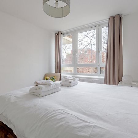 Cosy 1 Bedroom Flat Near Old Street ลอนดอน ภายนอก รูปภาพ