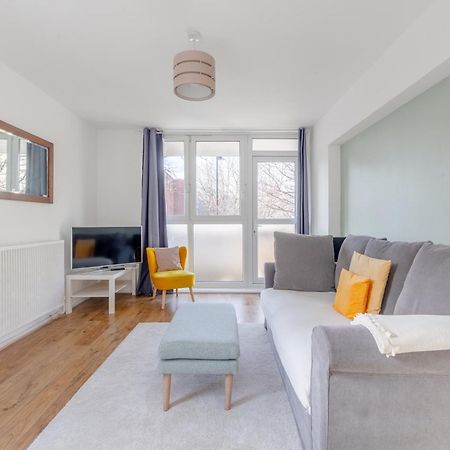 Cosy 1 Bedroom Flat Near Old Street ลอนดอน ภายนอก รูปภาพ